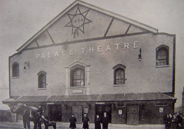 Front facade of Watford Palace Theatre in 1908